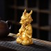 Фигурка для чайной церемонии ZBY-2407304 Мастер Шэньлун меняющая цвет от горячей воды Gold Фигурка для чайной церемонии ZBY-2407304 Мастер Шэньлун меняющая цвет от горячей воды Gold
