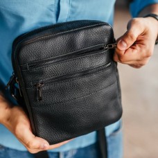 Чоловіча шкіряна чорна сумка через плече Detroit Чоловіча шкіряна чорна сумка через плече Detroit