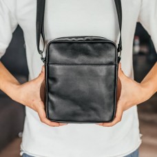 Чоловіча шкіряна сумка через плече London глянець чорна Чоловіча шкіряна сумка через плече London глянець чорна