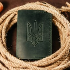 Чоловіча обкладинка на паспорт зелена Тризуб Чоловіча обкладинка на паспорт зелена Тризуб